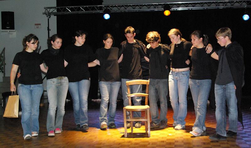 les jeunes sont prets 2007 epitheatre 046.jpg